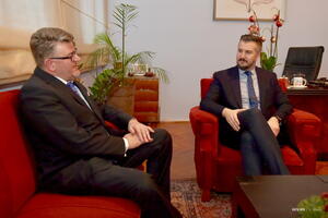 Podrška Hrvatske ka članstvu Crne Gore u EU