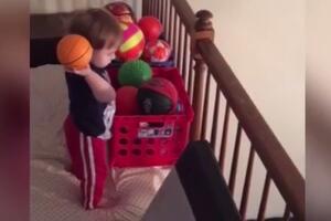 Da li je ovo najbolji dvogodišnji košarkaš na svijetu?