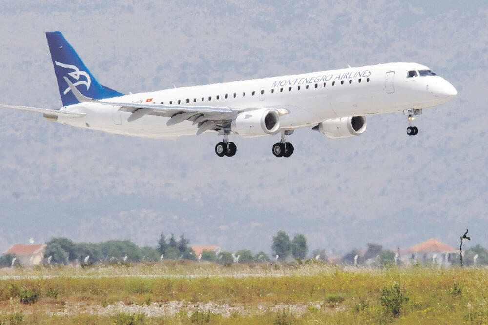 Montenegro airlines, Foto: Luka Zeković