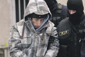Krenuo u bjekstvo, policija ga uhvatila: Kod Peročevića nađeni...
