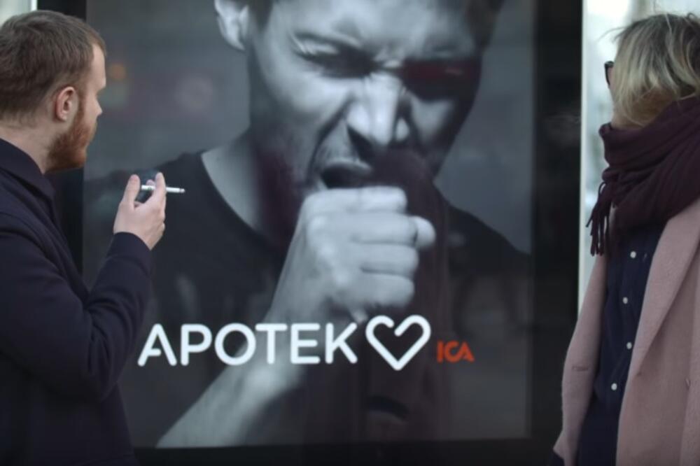 bilbord, pušenje, Foto: Screenshot (YouTube)