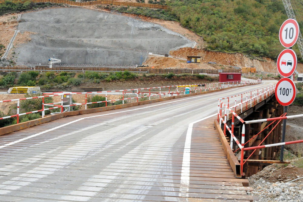 obilazak radova, autoput Bar Boljare, Milo Đukanović, Foto: Zoran Đurić