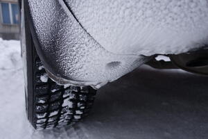 Oprezno vozite: Putevi mokri i klizavi, na sjeveru ima snijega i...