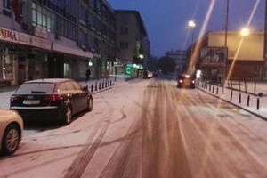 Najviše snijega na Žabljaku, zabijelilo i u Podgorici