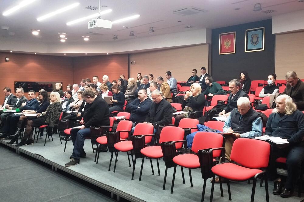 SO Tivat, Foto: Siniša Luković