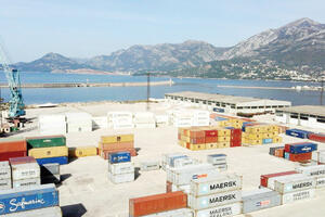 Sindikati Port of Adria: Treba raskinuti ugovor sa Turcima