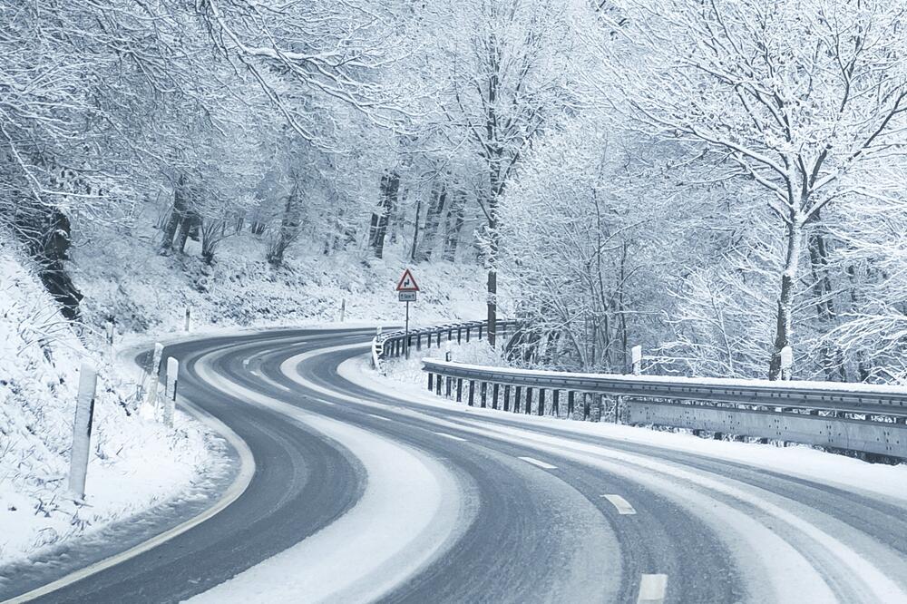 zima, vožnja, AMSCG, Foto: Shutterstock.com