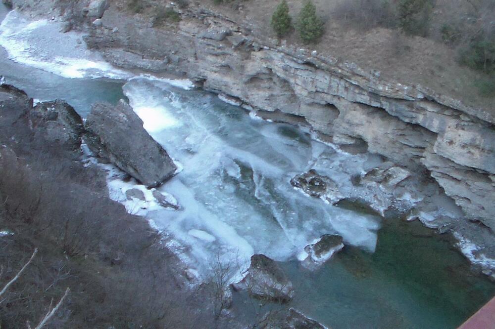 Morača, led, Foto: Stefan Bešović