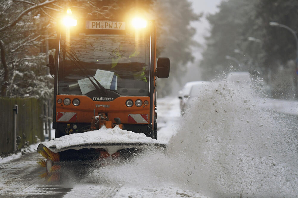 kamion, migranti, Foto: Beta-AP