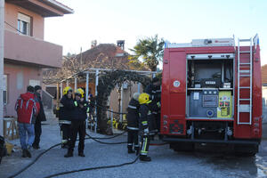 Požar na Zabjelu: Nikočevićima izgorjela dnevna soba