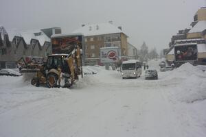 AMSCG: Saobraćaj se odvija otežano i usporeno