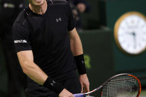 Neubjedljivi Marej uz dosta muke preko Almagra zakazao polufinale...