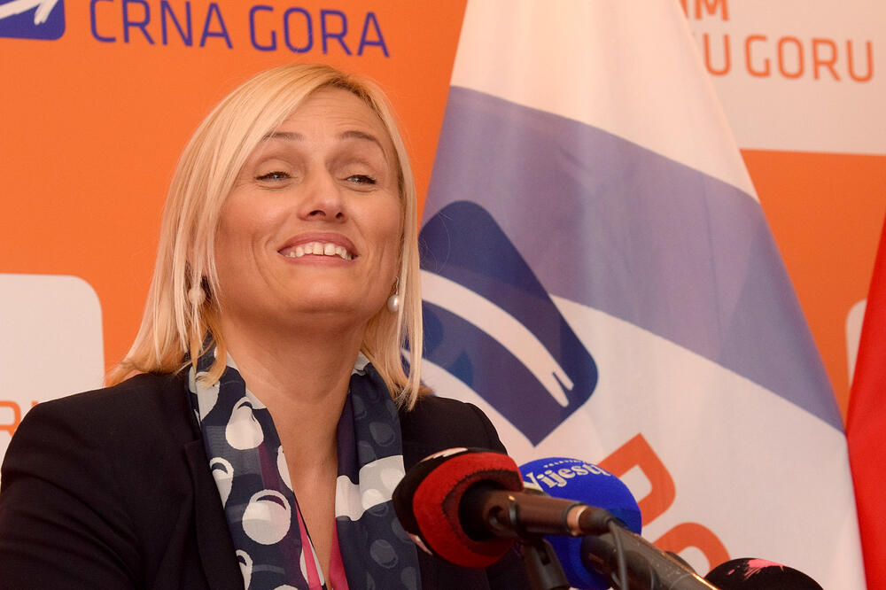 Azra Jasavić, Foto: Boris Pejović