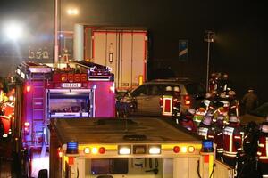 Njemačka: Šest osoba poginulo u udesu na autoputu