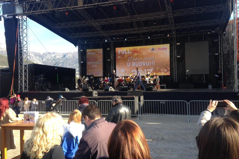 Gradska muzika svira Evergreen, Foto: Vuk Lajović