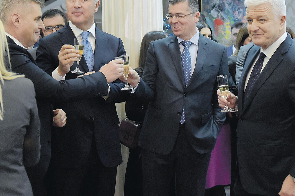 Milo Đukanović, Duško Marković, Branimir Gvozdenović, Foto: Gov.me