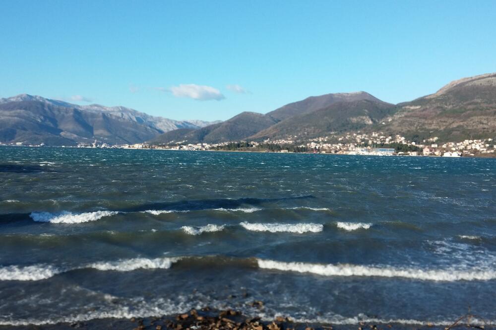 More, Tivatski zaliv, Foto: Siniša Luković