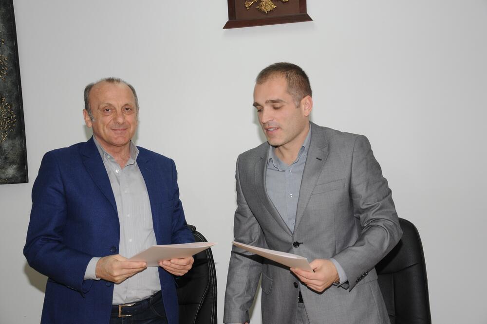 potpisivanje ugovora sportski centar, Foto: Svetlana Mandić