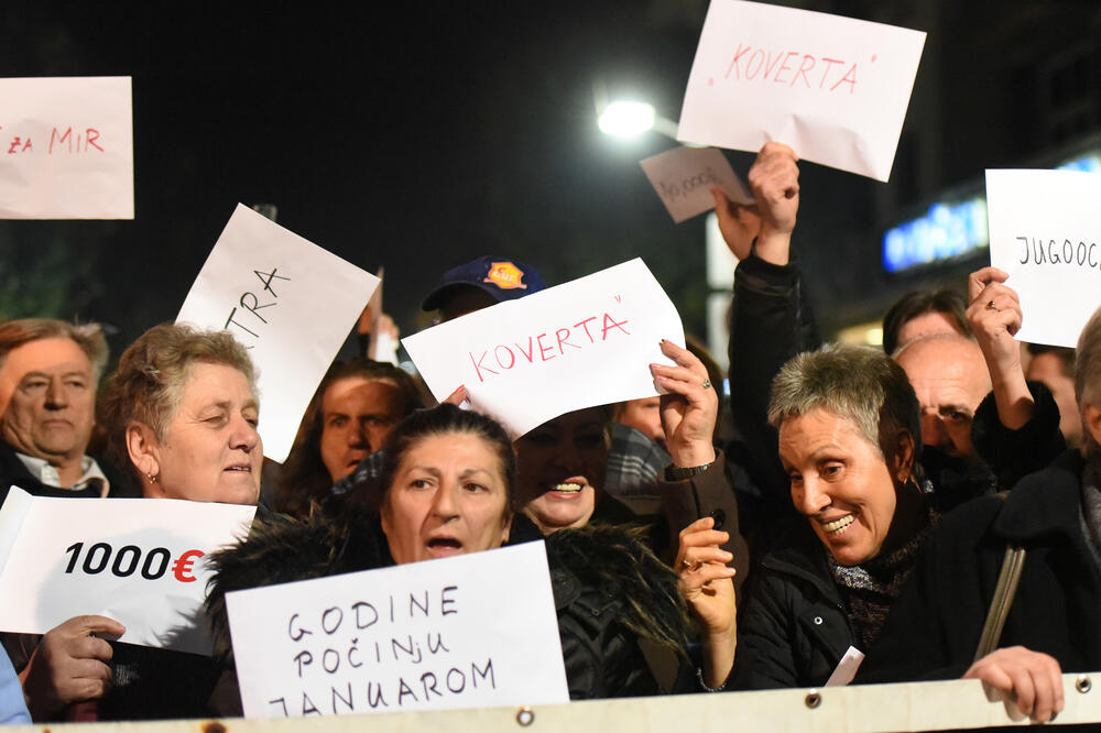 Sa protesta organizovanog 2. februara u Podgorici, Foto: Savo Prelević