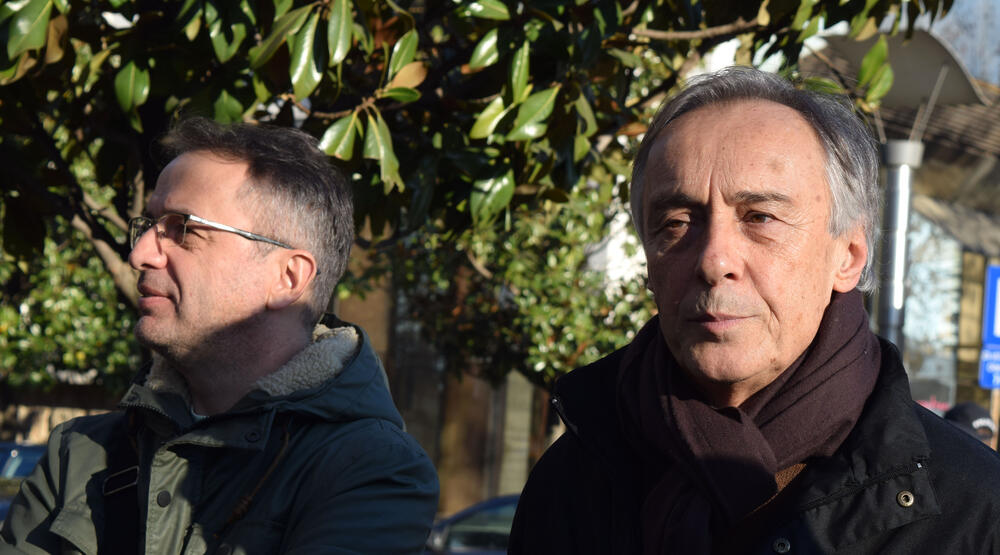 protest ispred Skupštine