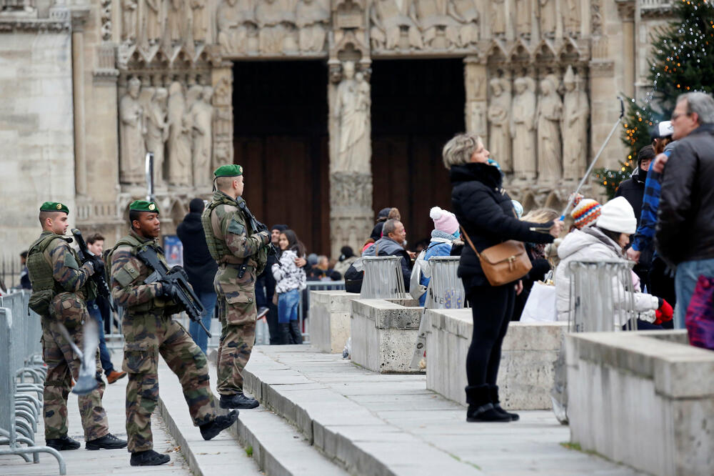 Francuska policija bezbjednost, Foto: Reuters