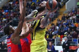 Repriza finala Turcima: Fenerbahče savladao CSKA u Moksvi