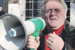 Dakićevci nezadovoljni zbog stečaja: Neko je uticao na sud,...