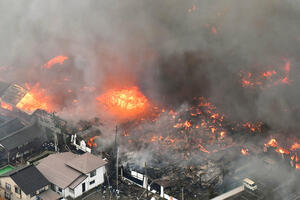 Požar u restoranu Japanu proširio se na više od 140 kuća
