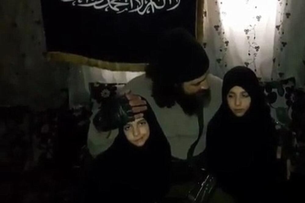 Džihadista, djevojčice, Foto: Printscreen