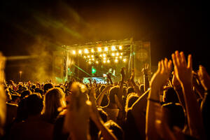 Prvi kontigent karata za Sea Dance rasprodat