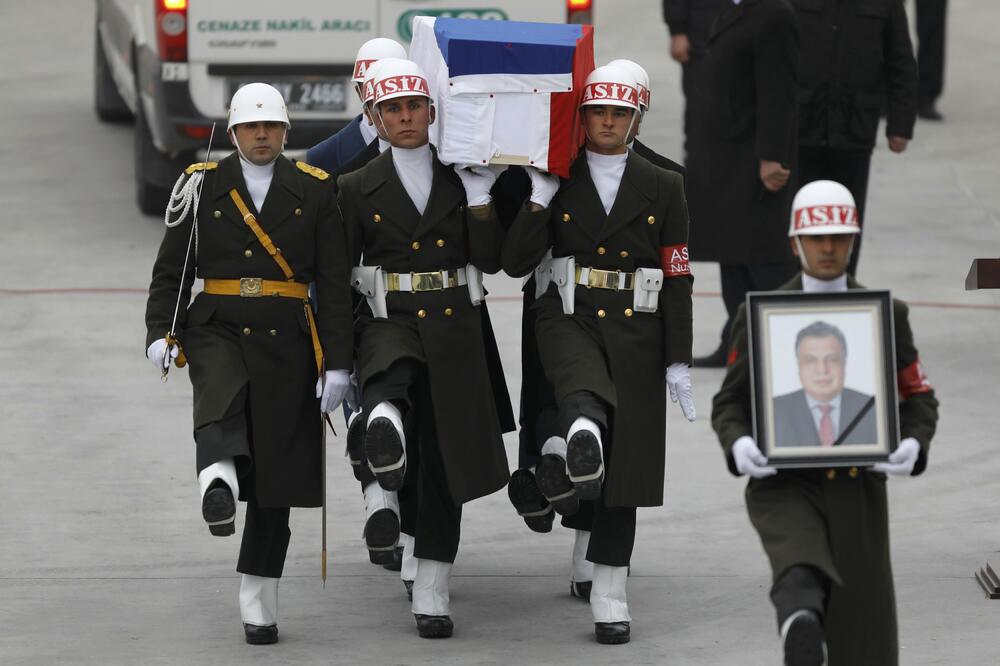 sahrana Andrej KArlov, Foto: Reuters
