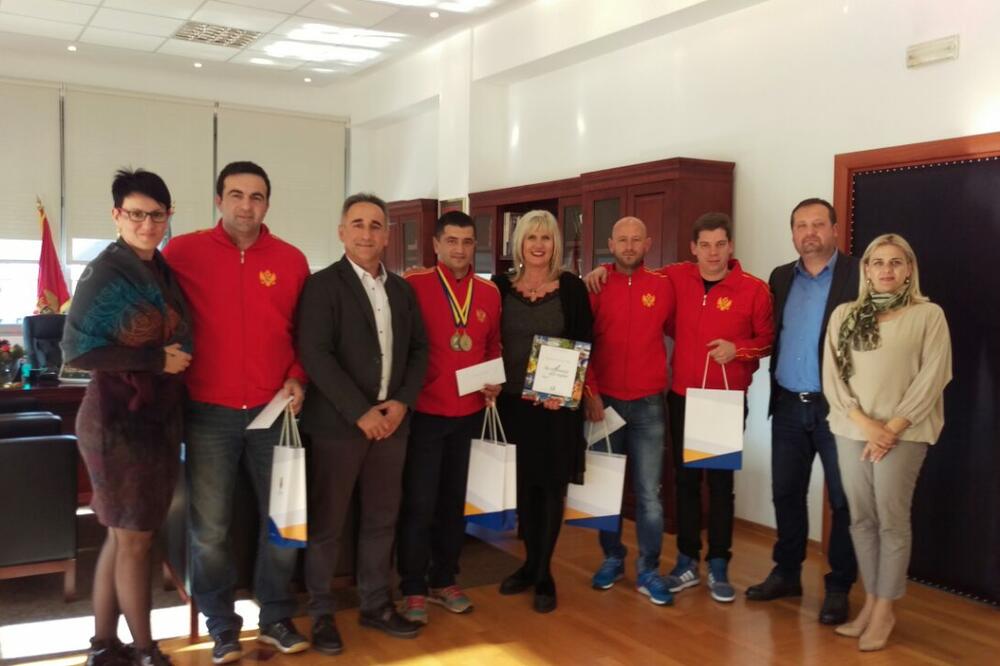 bućari, Foto: Opština Tivat