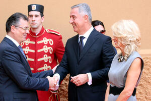 MANS: ASK da ispita izvještaje o imovini Đukanovića i Gvozdenovića