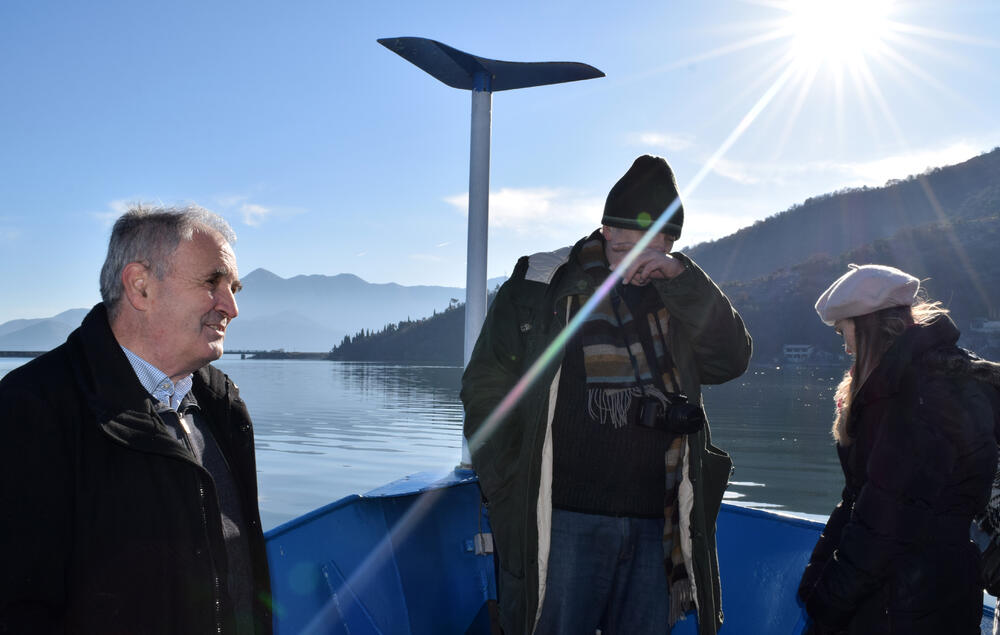 Porto Skadar lake, protest