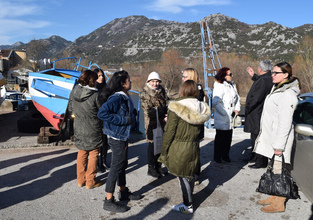 Porto Skadar lake, protest
