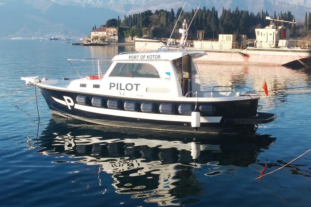 Čamac Luka Kotor, Foto: Siniša Luković