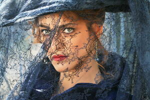 Dama pod velom: Klara rađa djevojčicu Auroru