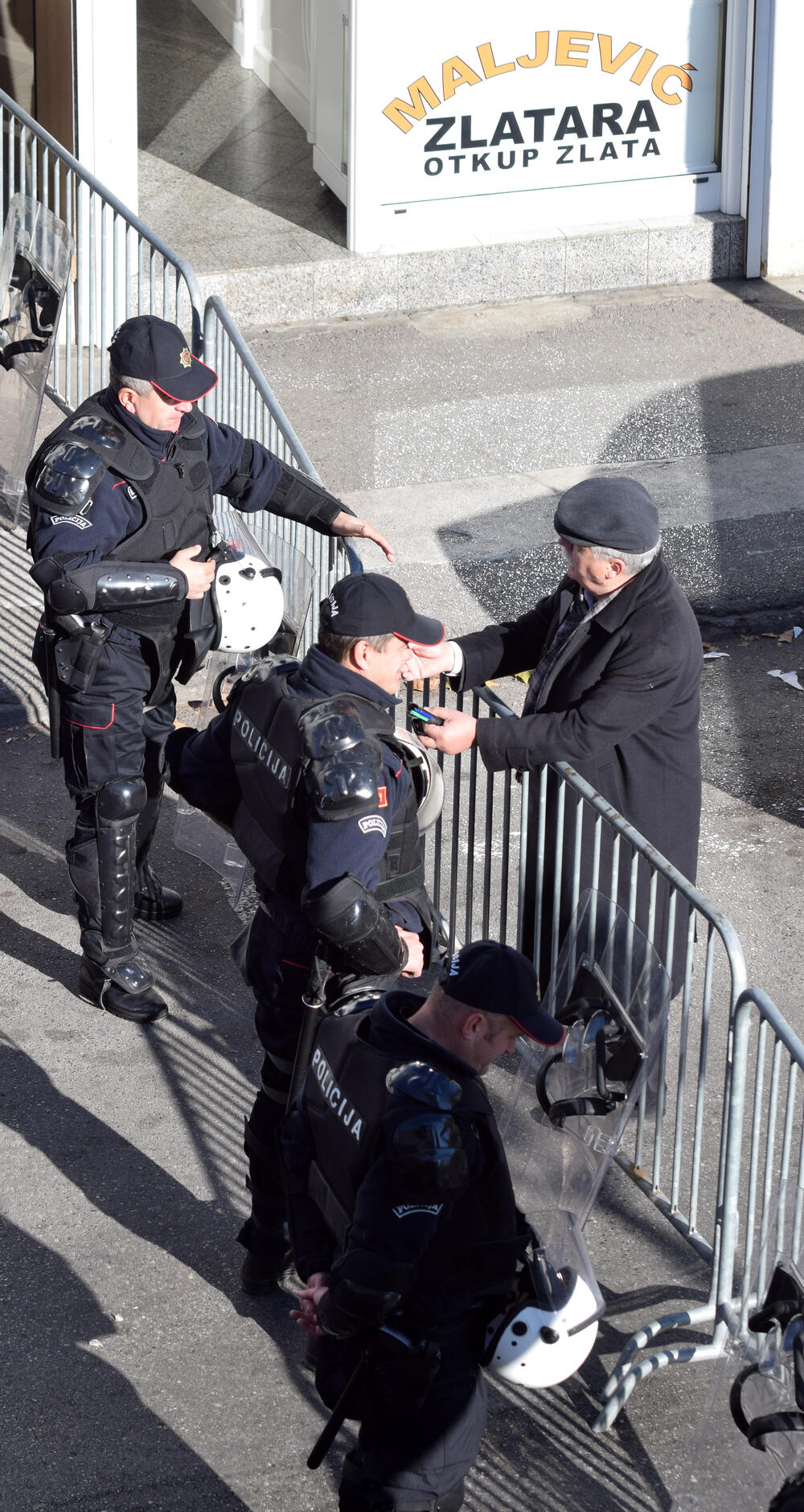 policija, Parada ponosa PG 2016