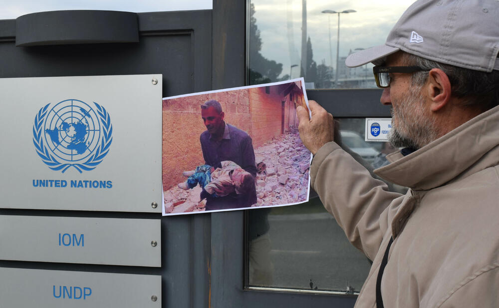 protest Sirija, zgrada UN