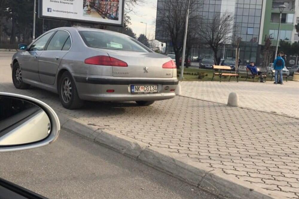 dragan perović vozilo, Foto: Čitalac reporter
