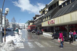 U četvrtak sunčano, na sjeveru ponegdje snijeg