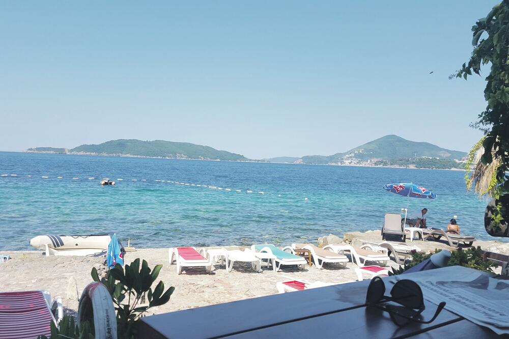 kamenovo plažni bar, Foto: Vuk Lajović