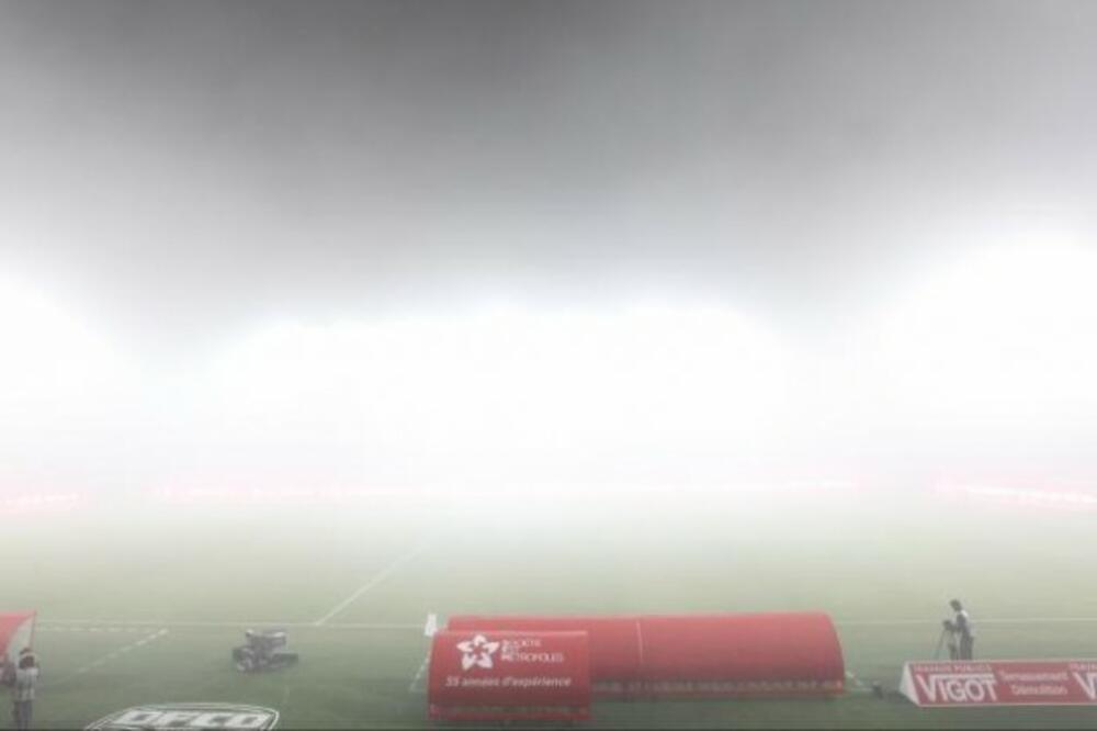 Dižon magla, Foto: Twitter