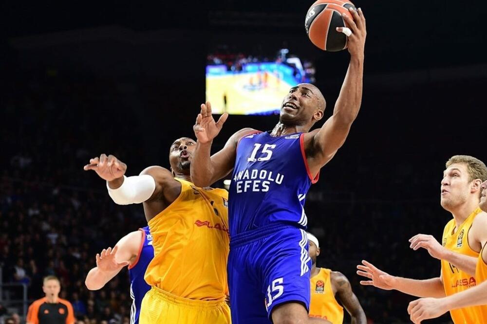 Efes - Barselona, Foto: Euroleague