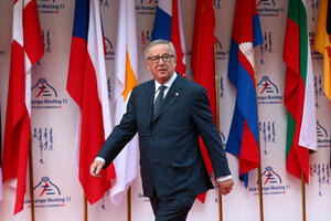 Junker: Evropske nacije će nestati ako ne ostanu zajedno