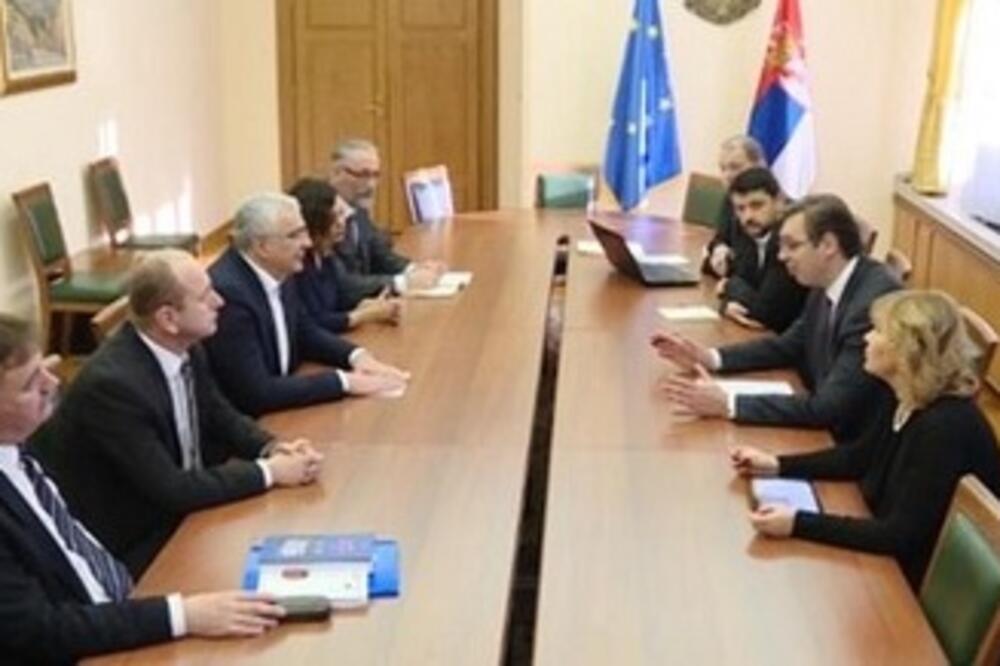 Aleksandar Vučić, Milan Knežević, Andrija Mandić, Foto: Vlada Srbije/Tanjug