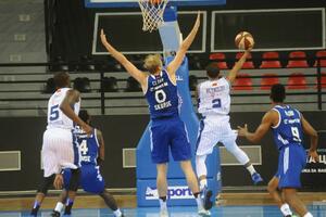 Budućnost ponovo poražena u Skoplju, MZT trojkama razbio odbranu...