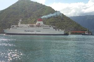 Feribot Sveti Stefan II posljednji put isplovio za Bari: Kad se...