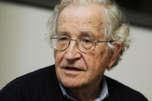 Čomski: EU prijeti raspad zbog kraha neoliberalne politike