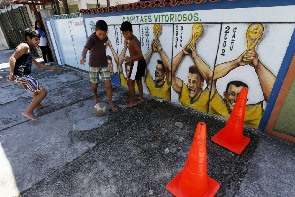 Favela fudbal, Foto: Reuters